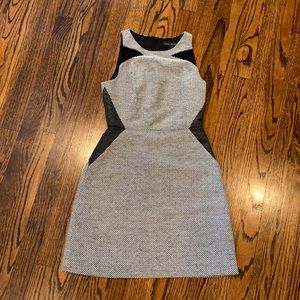 Black/White Banana Republic 00P